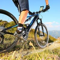 Suport pentru telefon mobil Siegbert, prindere pentru biciclete si motociclete, negru